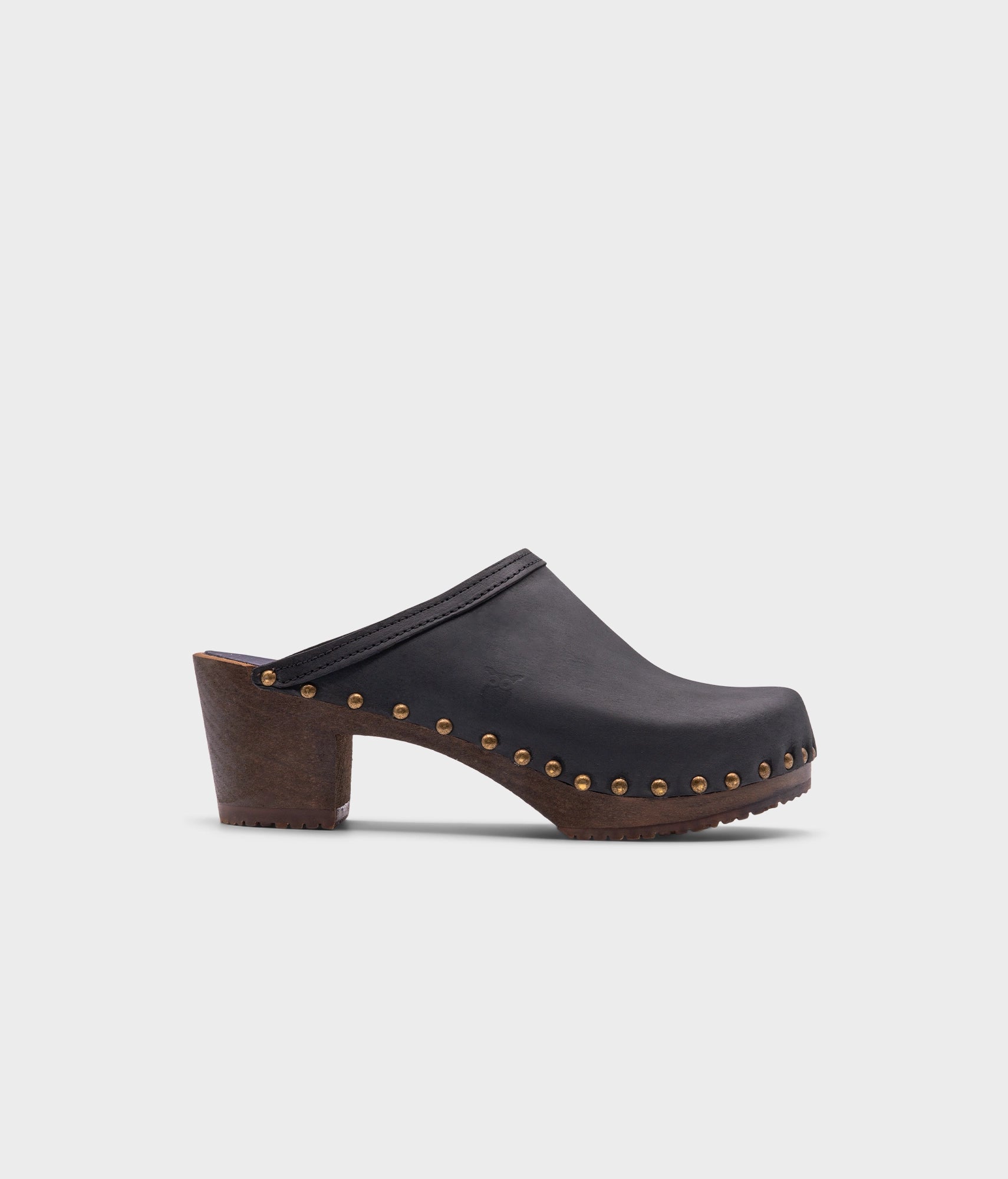 Rome studded clog mule in black Sandgrens