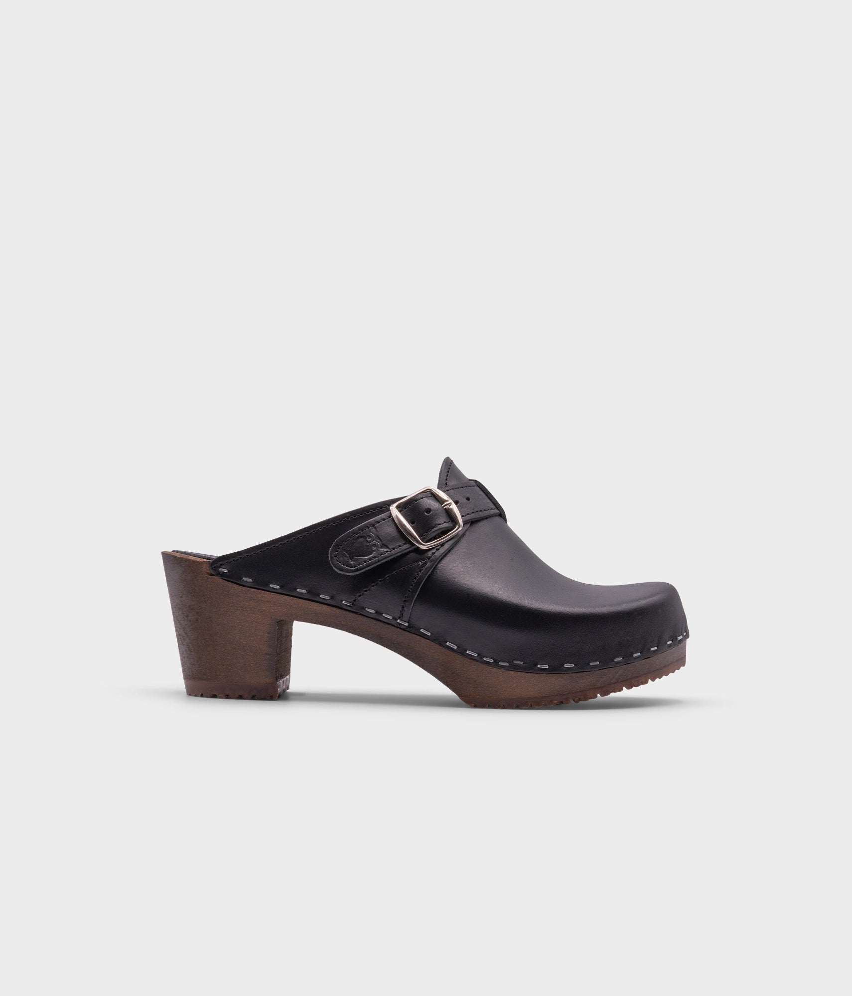 Sandgrens black top clogs no box