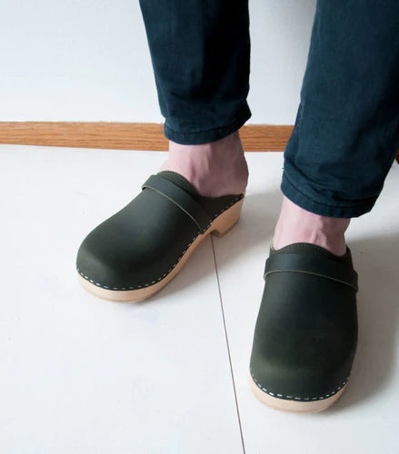 Malmo, Chukka and Gunnar: How to Style Three Different Men’s Clogs