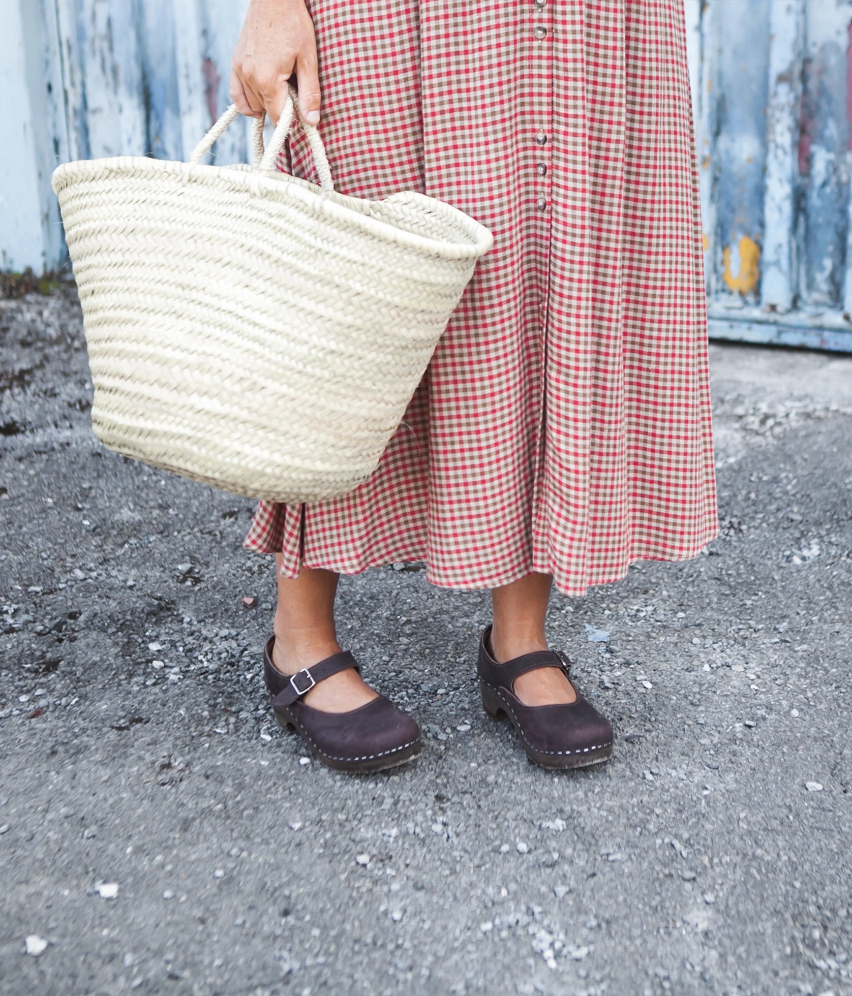 Mary Jane wooden clogs in dark brown nubuck leather stapled on a dark wooden base