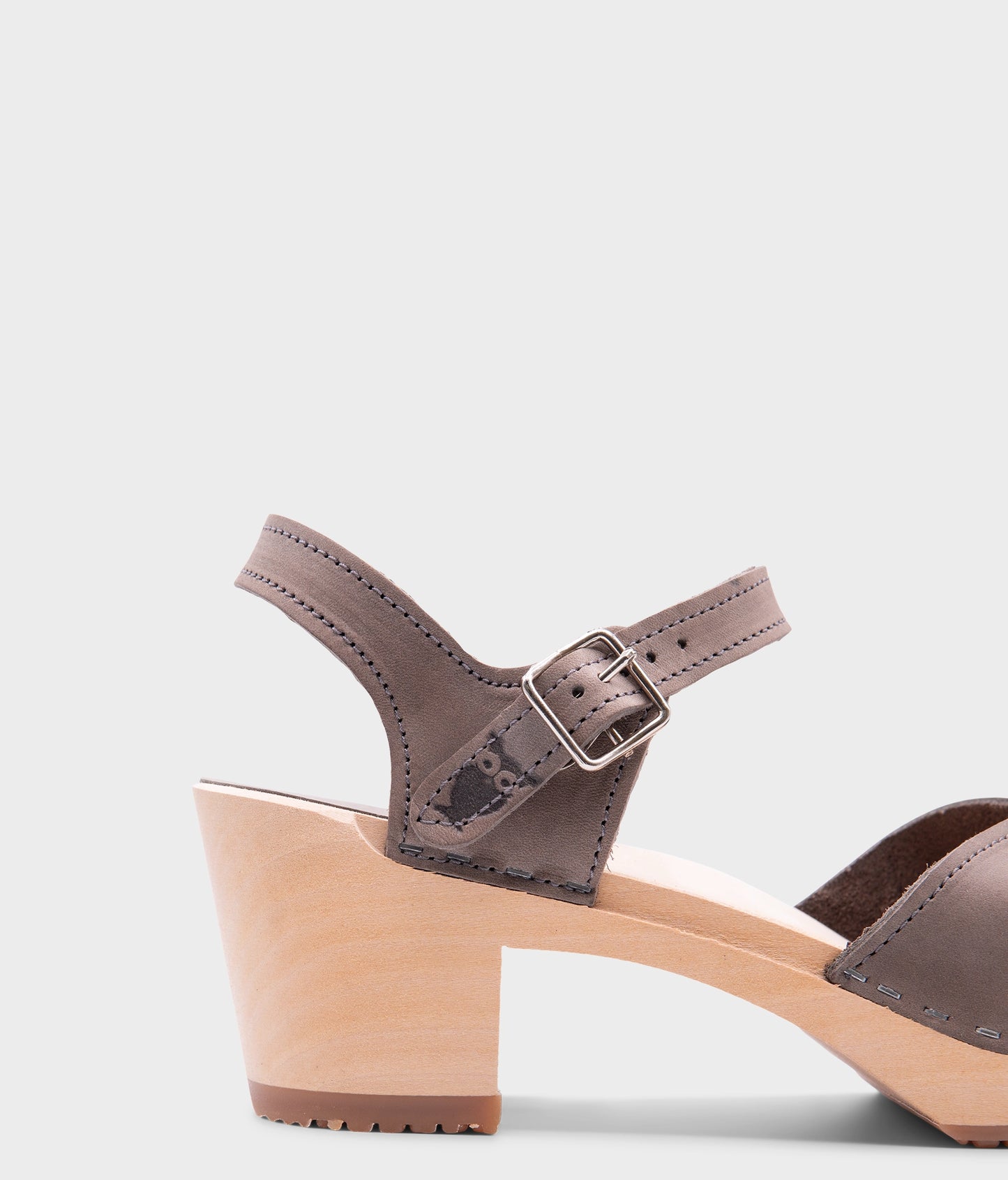 Victoria classic clog sandal