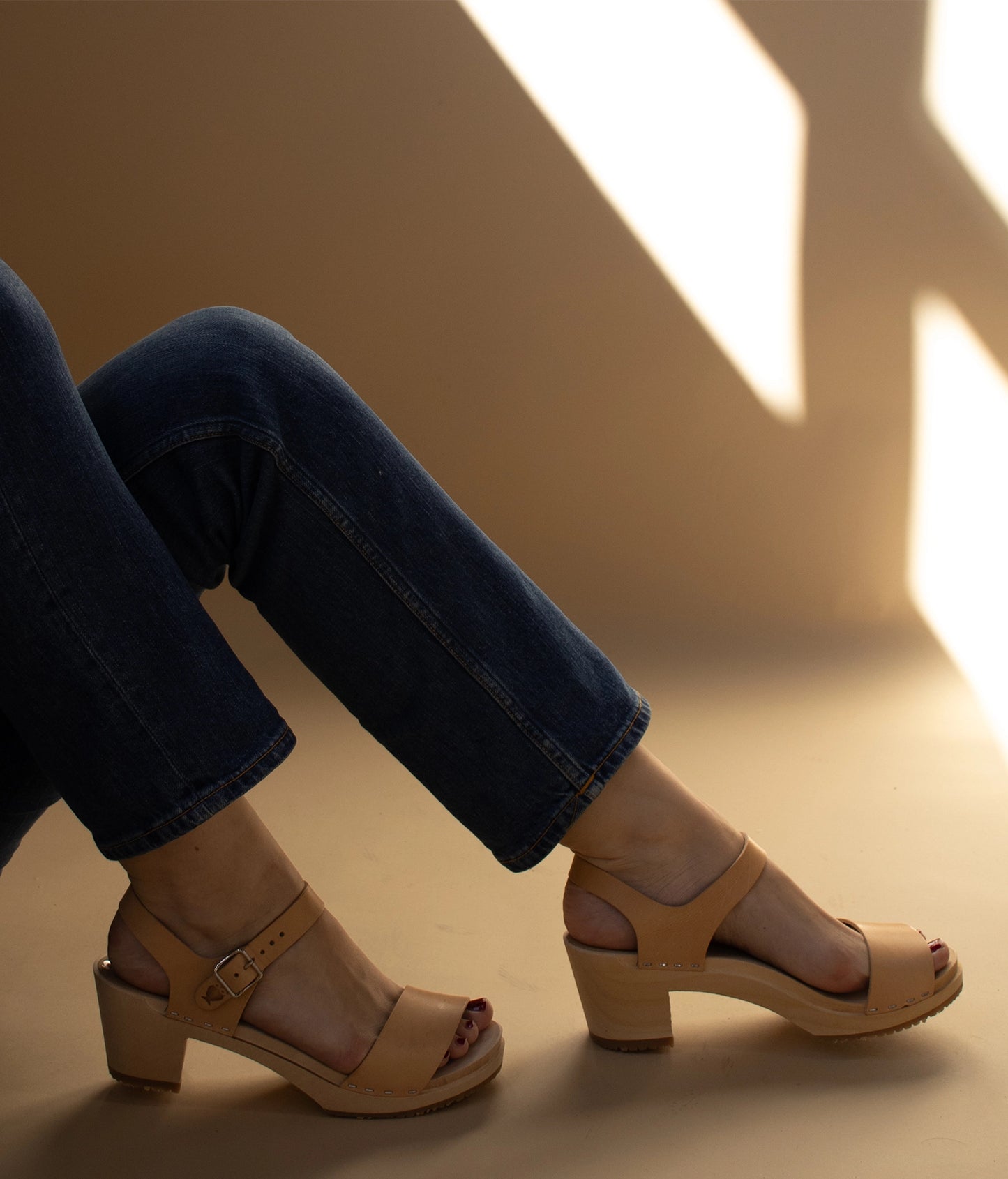 Vienna open-toe clog sandal