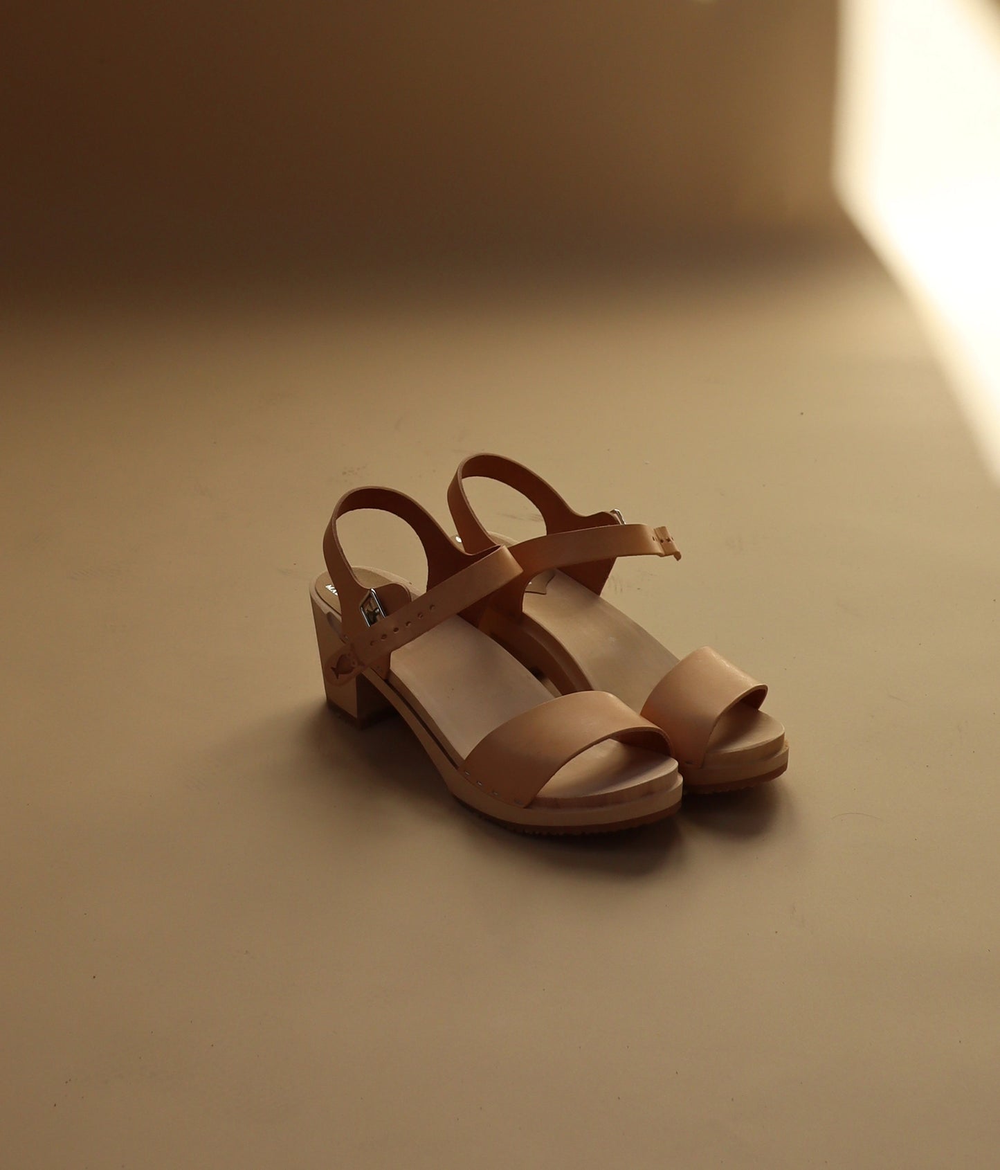 Vienna open-toe clog sandal
