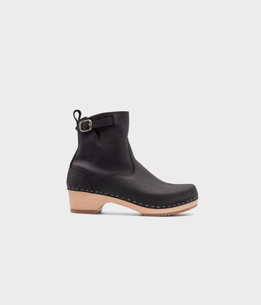 New York low clog boots