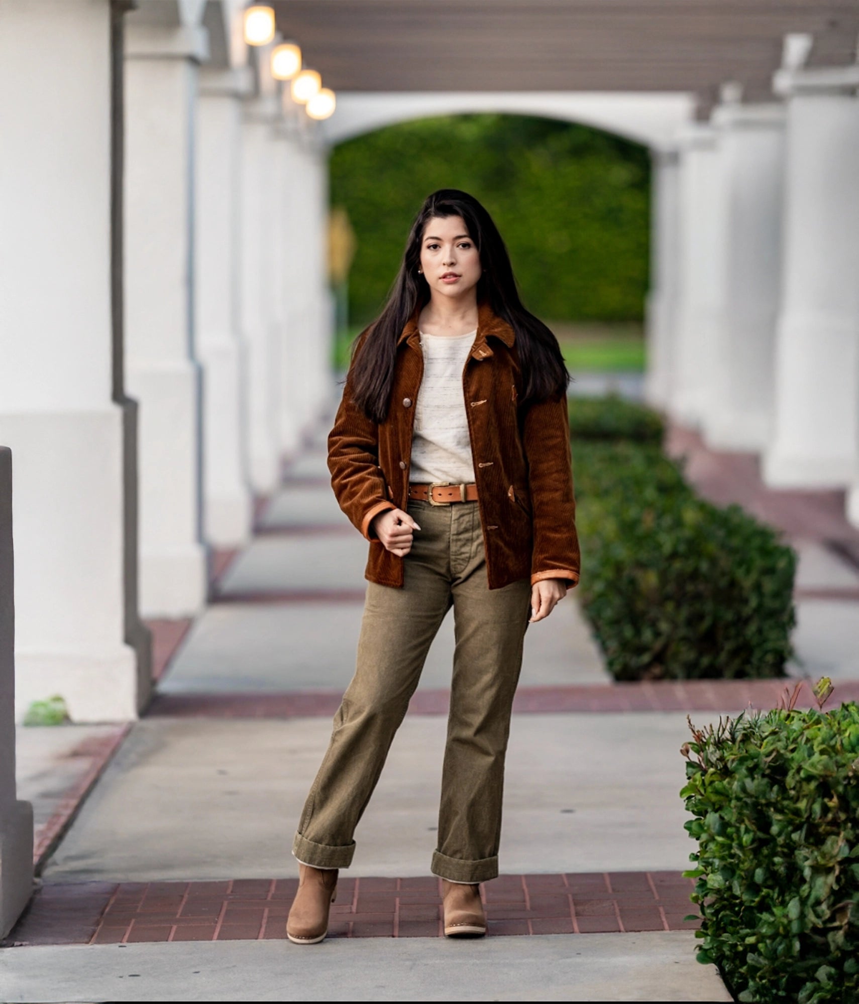 low-heeled clog boots in light brown, dextertan colored nubuck  leather stapled on a light wooden base