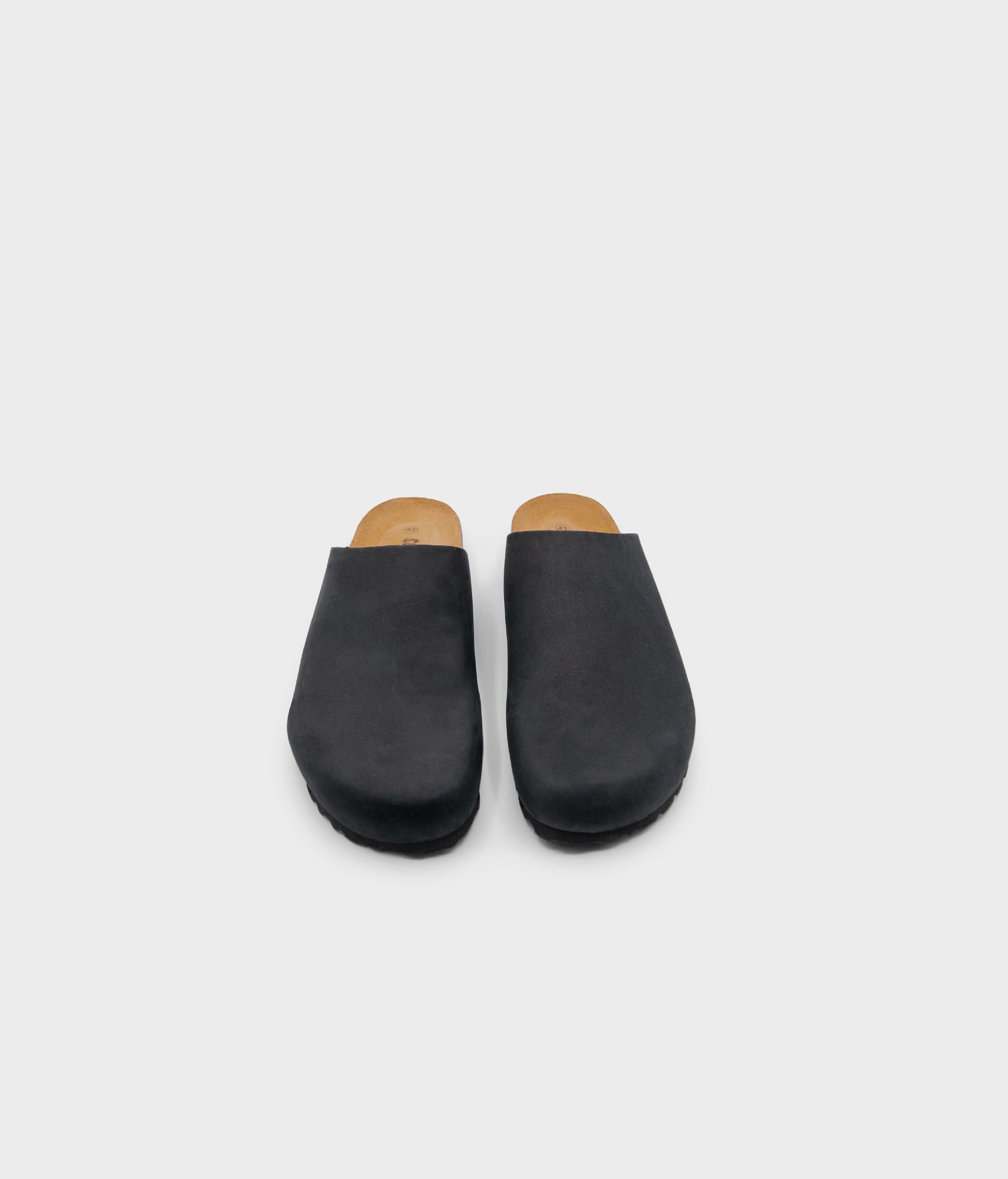 closed-toe cork sandal in black nubuck leather, suede footbed and black EVA outersole