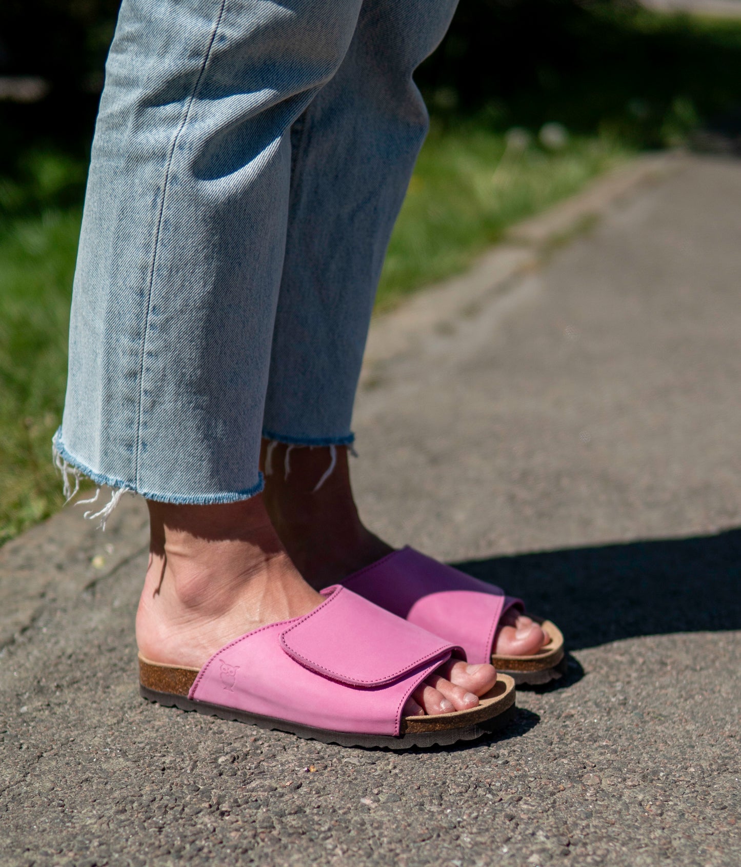 Vigo velcro cork sandals in Magenta pink nubuck leather, suede footbed and brown EVA outersole