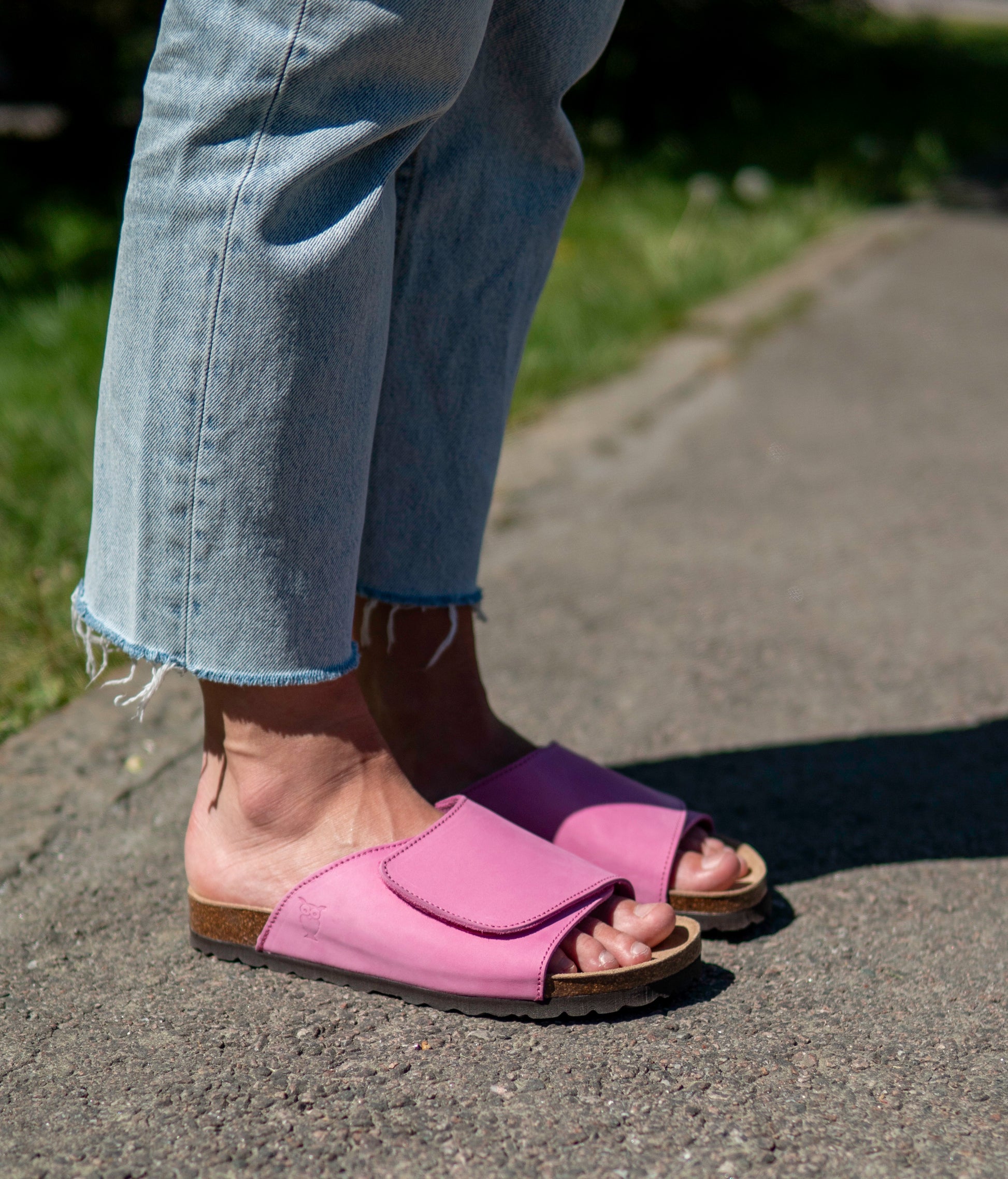 Vigo velcro cork sandals in Magenta pink nubuck leather, suede footbed and brown EVA outersole